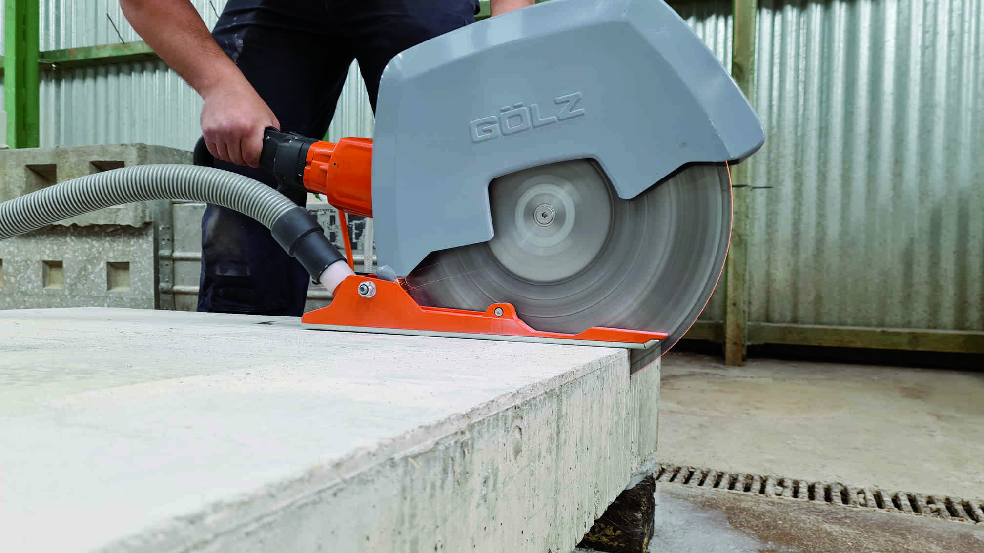 1741707045157510.jpg HS400 VacuumKit Action01.jpg